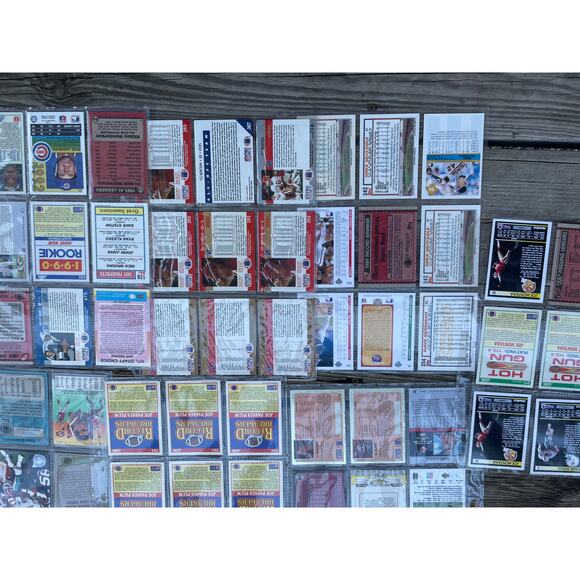 Lot of 72 Baseball and Football Cards - Picture 2 of 16